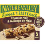 NATURE VALLEY Sweet & Salty Nut Barres céréalières à l'avoine, chocolat noir et noix